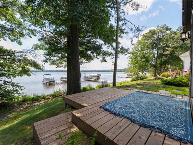Stone Lake Residential Real Estate
