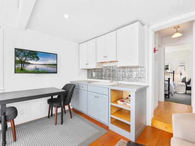 Stone Lake Residential Real Estate