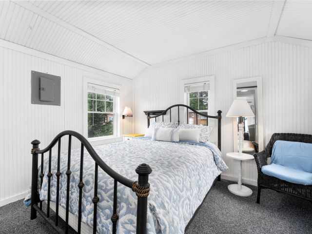 Stone Lake Residential Real Estate