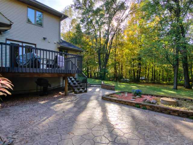 Elk Mound Residential Real Estate