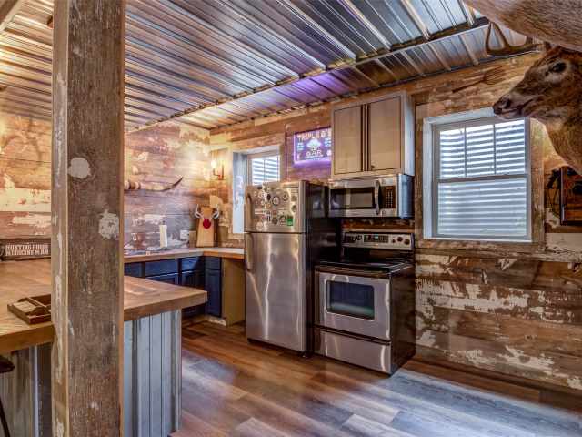 Mikana Residential Real Estate