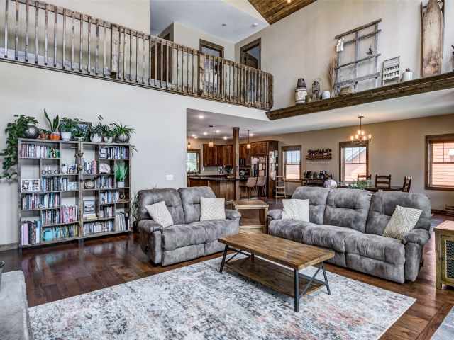 Mikana Residential Real Estate