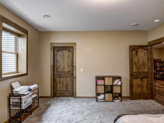 Mikana Residential Real Estate