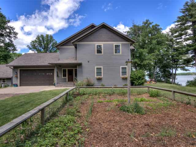 Mikana Residential Real Estate