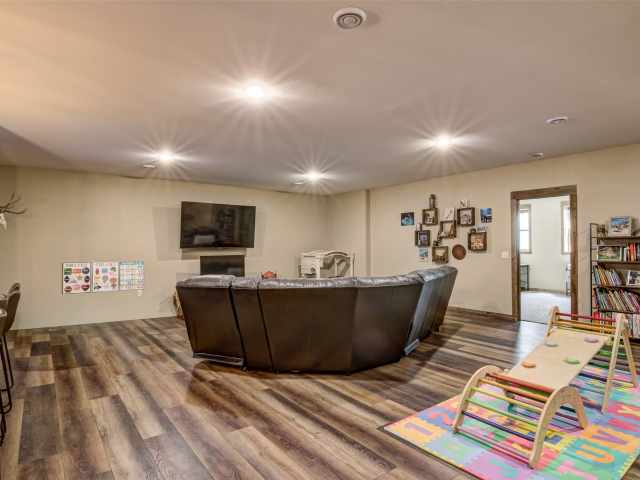 Mikana Residential Real Estate