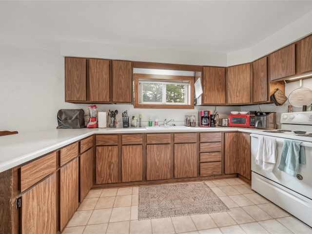 Elk Mound Residential Real Estate