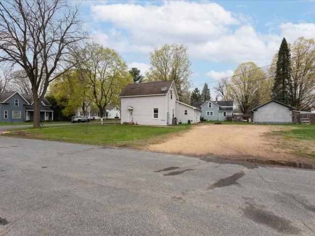 Menomonie Multi-Family Real Estate