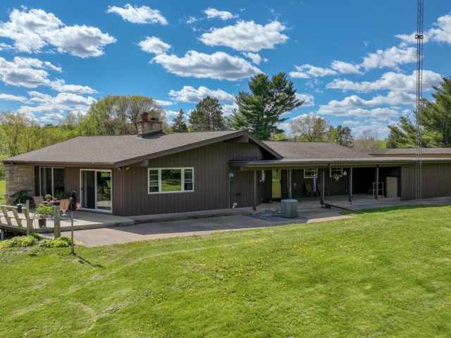Menominee Commercial Real Estate