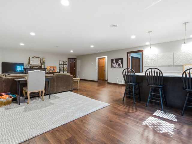 Elk Mound Residential Real Estate