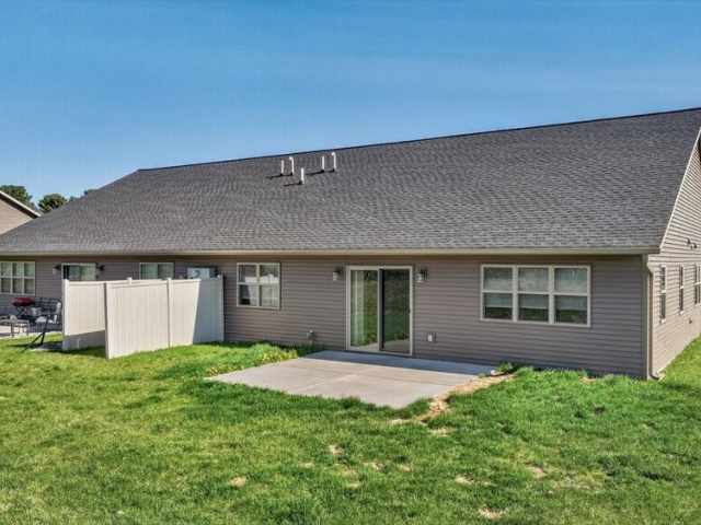 Elk Mound Commercial Real Estate