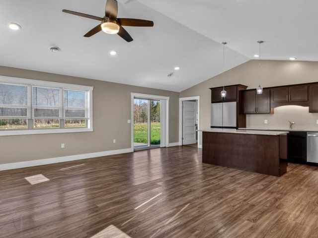 Elk Mound Commercial Real Estate