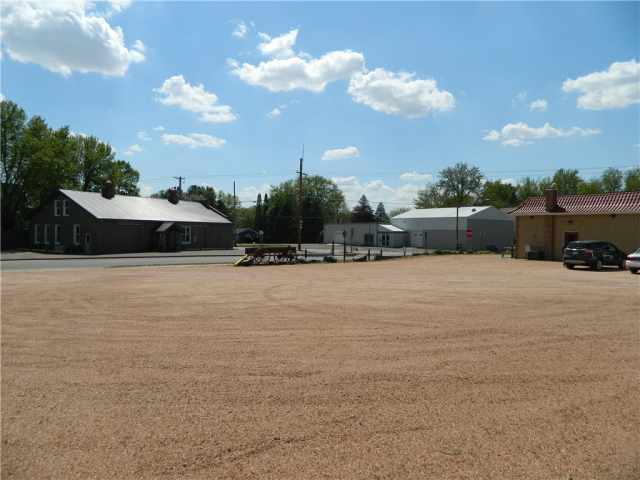 Elk Mound Commercial Real Estate