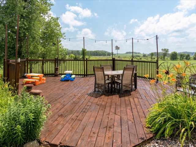 Elk Mound Residential Real Estate