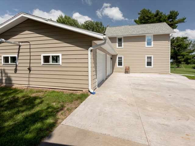 Elk Mound Residential Real Estate