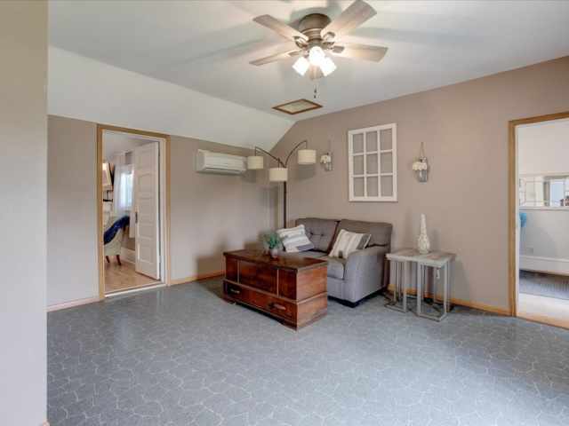 Elk Mound Residential Real Estate