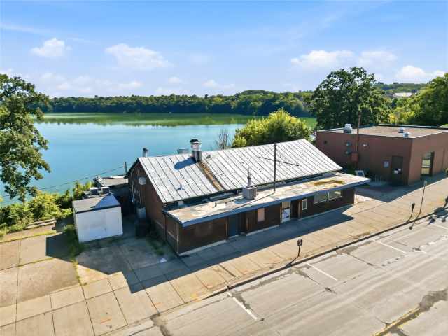 Menomonie Commercial Real Estate