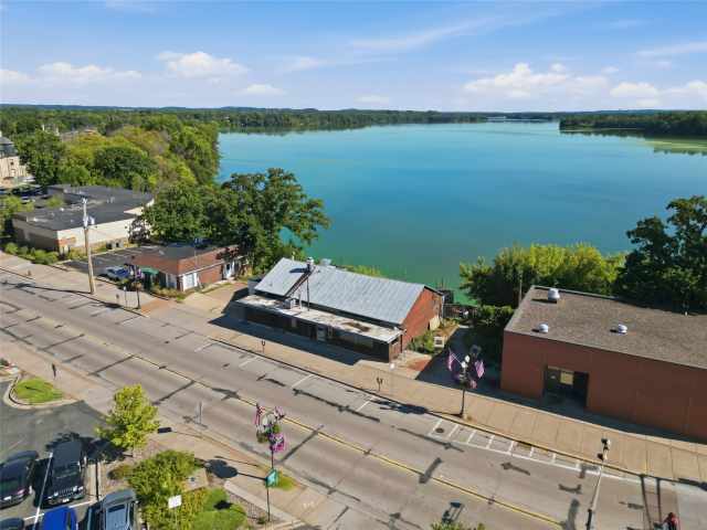 Menomonie Commercial Real Estate