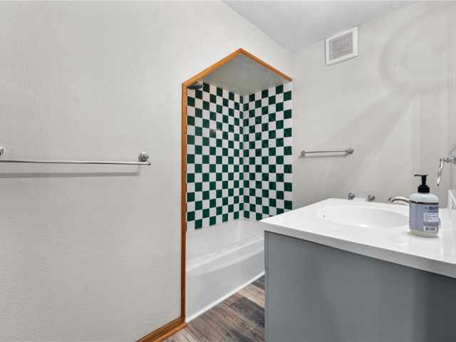 Elk Mound Residential Real Estate