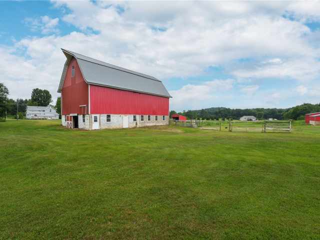 Elk Mound Residential Real Estate