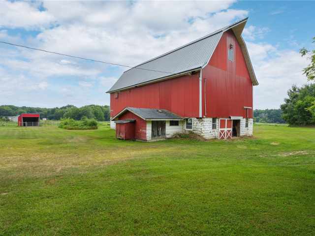 Elk Mound Residential Real Estate