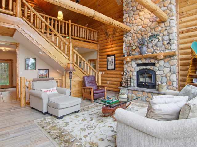Elk Mound Residential Real Estate