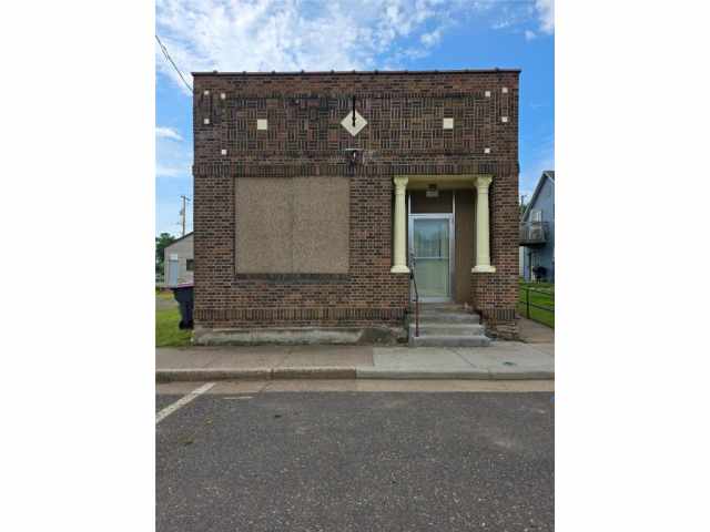 Almena Residential Real Estate