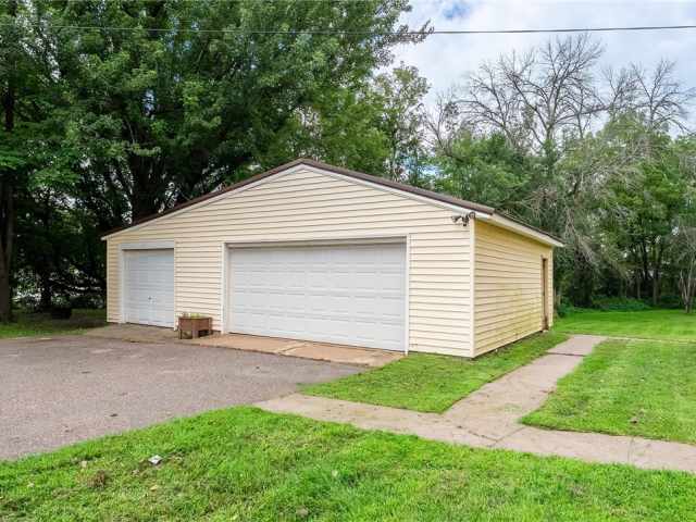 Elk Mound Residential Real Estate