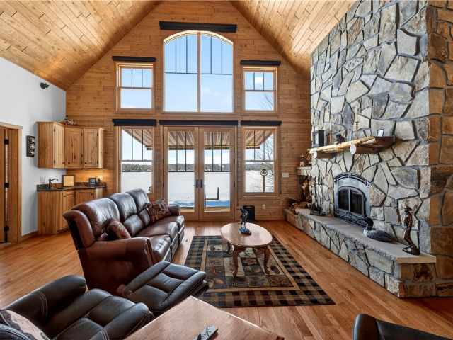 Mikana Residential Real Estate