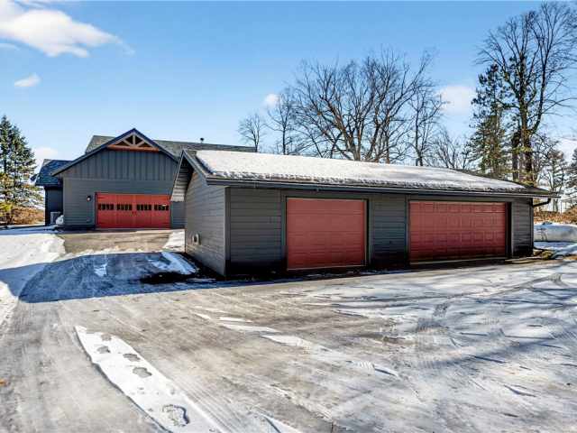 Mikana Residential Real Estate