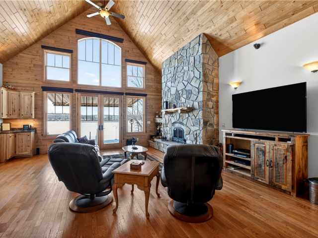 Mikana Residential Real Estate