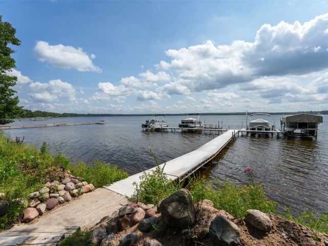 Stone Lake Residential Real Estate