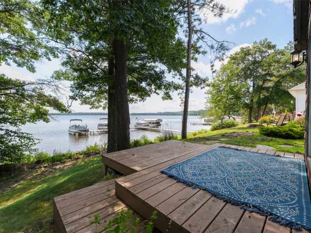 Stone Lake Residential Real Estate