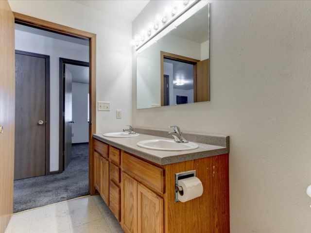 Menomonie Multi-Family Real Estate